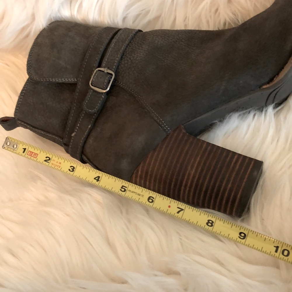 Lucky Brand Heeled Ankle Boot Woman’s Size 10 - Picture 4 of 12